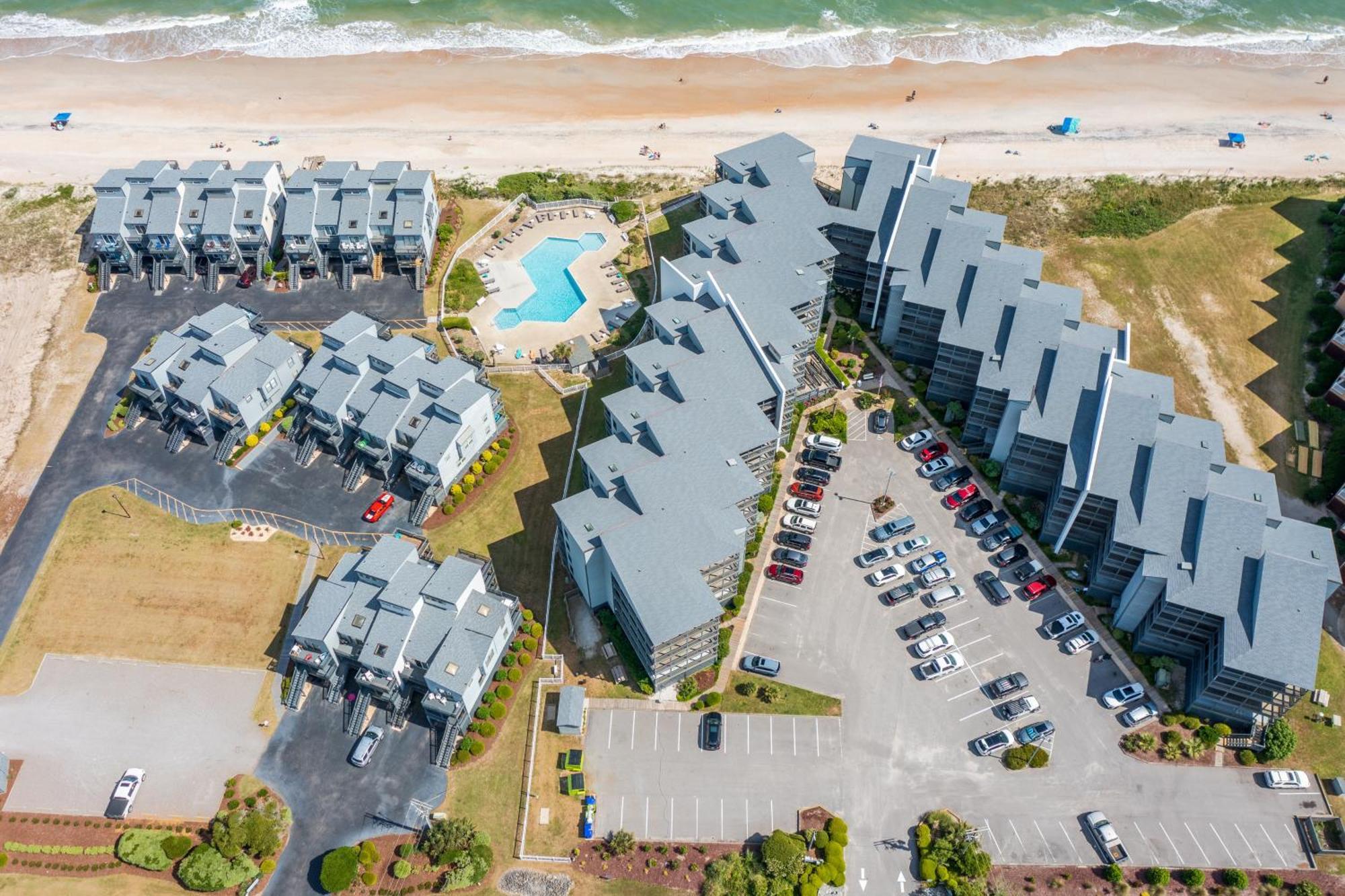 Shipwatch Villas North Topsail Beach Room photo