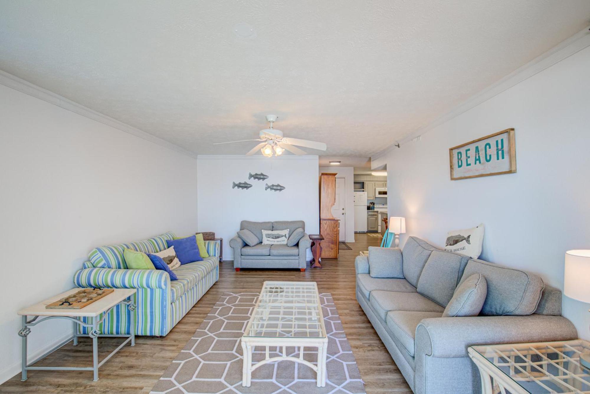 Shipwatch Villas North Topsail Beach Room photo